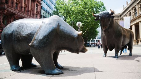 Bull and bear statue in front of the stock exchange in Frankfurt am Main, Germany