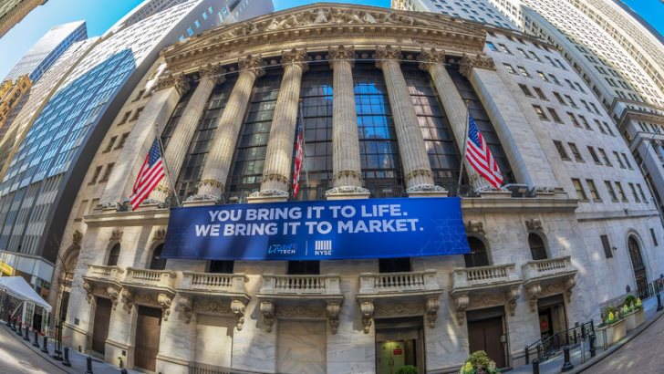 New York Stock Exchange building on Wall Street